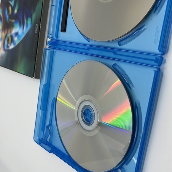 Limited Edition Holographic‎ Cover 3D Avatar Limited Edition Blu-Ray DVD! - Picture 5 of 7